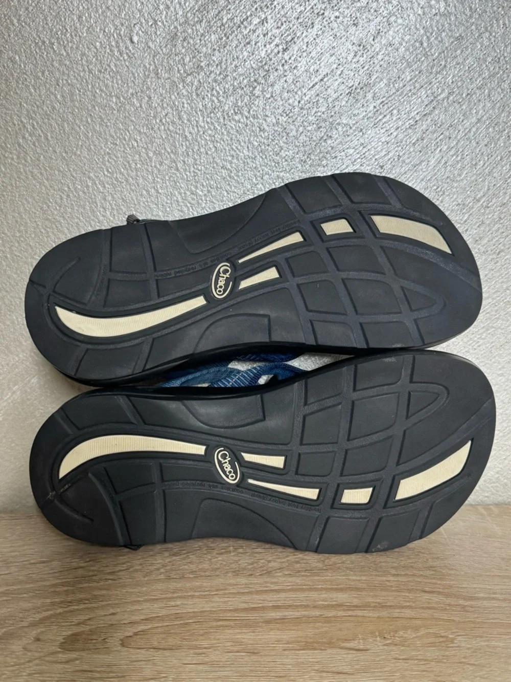 Chaco Hipthong Sandal - Men's Size 8 Women’s 9 Blue